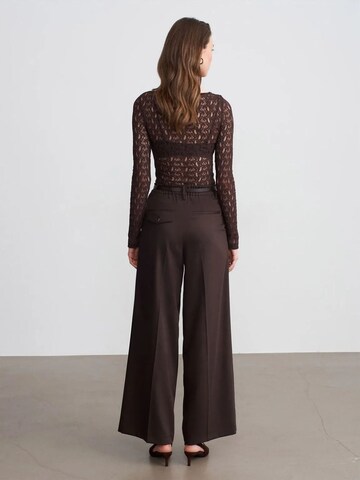 Dilvin Wide leg Pants in Brown