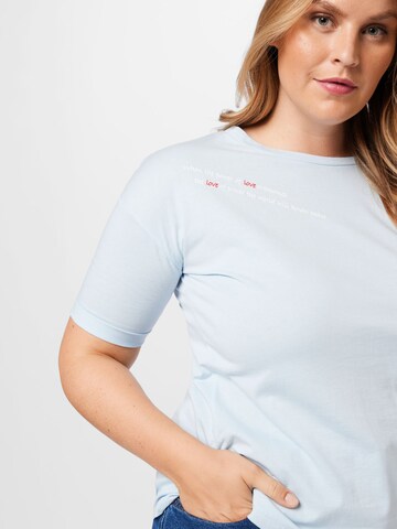 Trendyol Curve T-Shirt in Blau