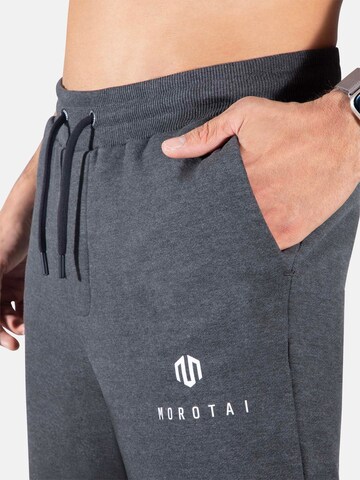 MOROTAI Slimfit Sporthose 'CORPORATE' in Grau