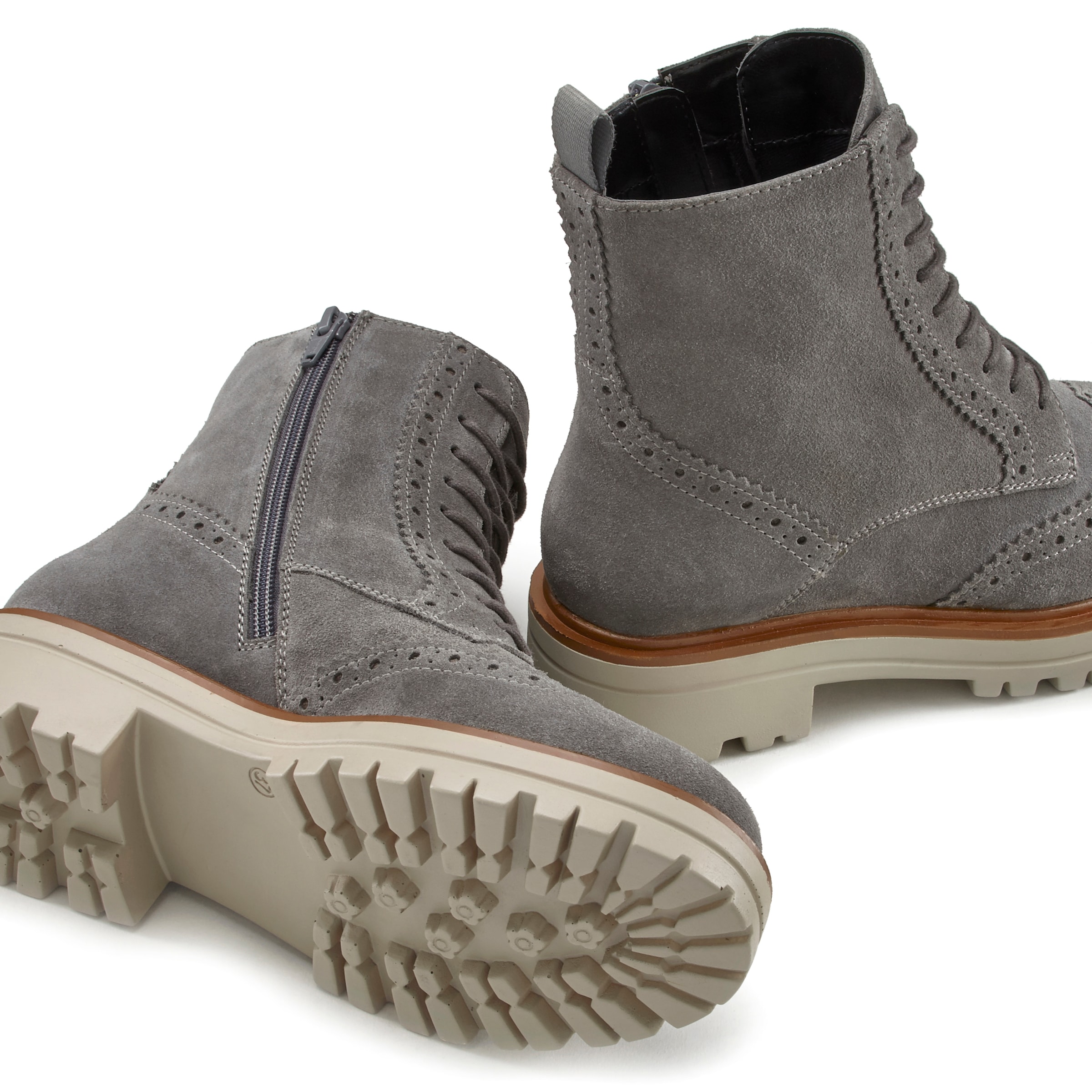 LASCANA Lace-up bootie in Grey