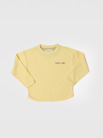 Maru + Bo Shirt 'HEAVY-WEIGHT RAINBOW T-SHIRT' in Yellow: front