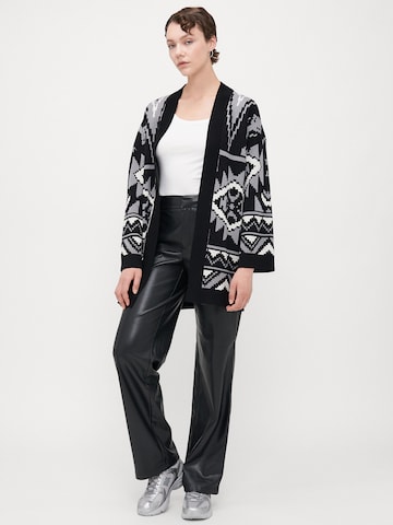 Only Tall Kardigan 'ONLFRIDA' w kolorze czarny