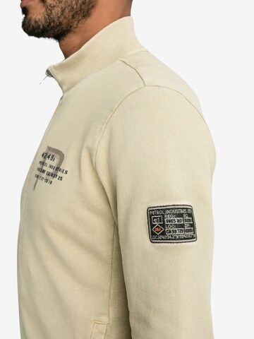 Petrol Industries Sweatjacke in Beige