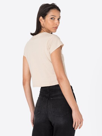 Nasty Gal T-Shirt in Beige