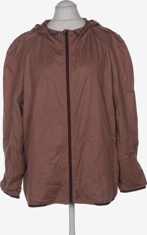hessnatur Jacket & Coat in 8XL in Pink: front