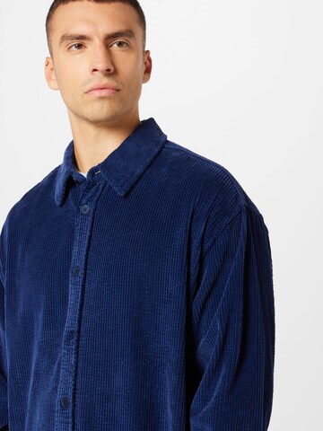 AMERICAN VINTAGE Comfort fit Button Up Shirt 'PADOW' in Blue