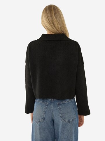 Hiccup Pullover in Schwarz