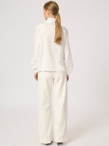 My Essential Wardrobe - Blusa 'Estelle' en blanco