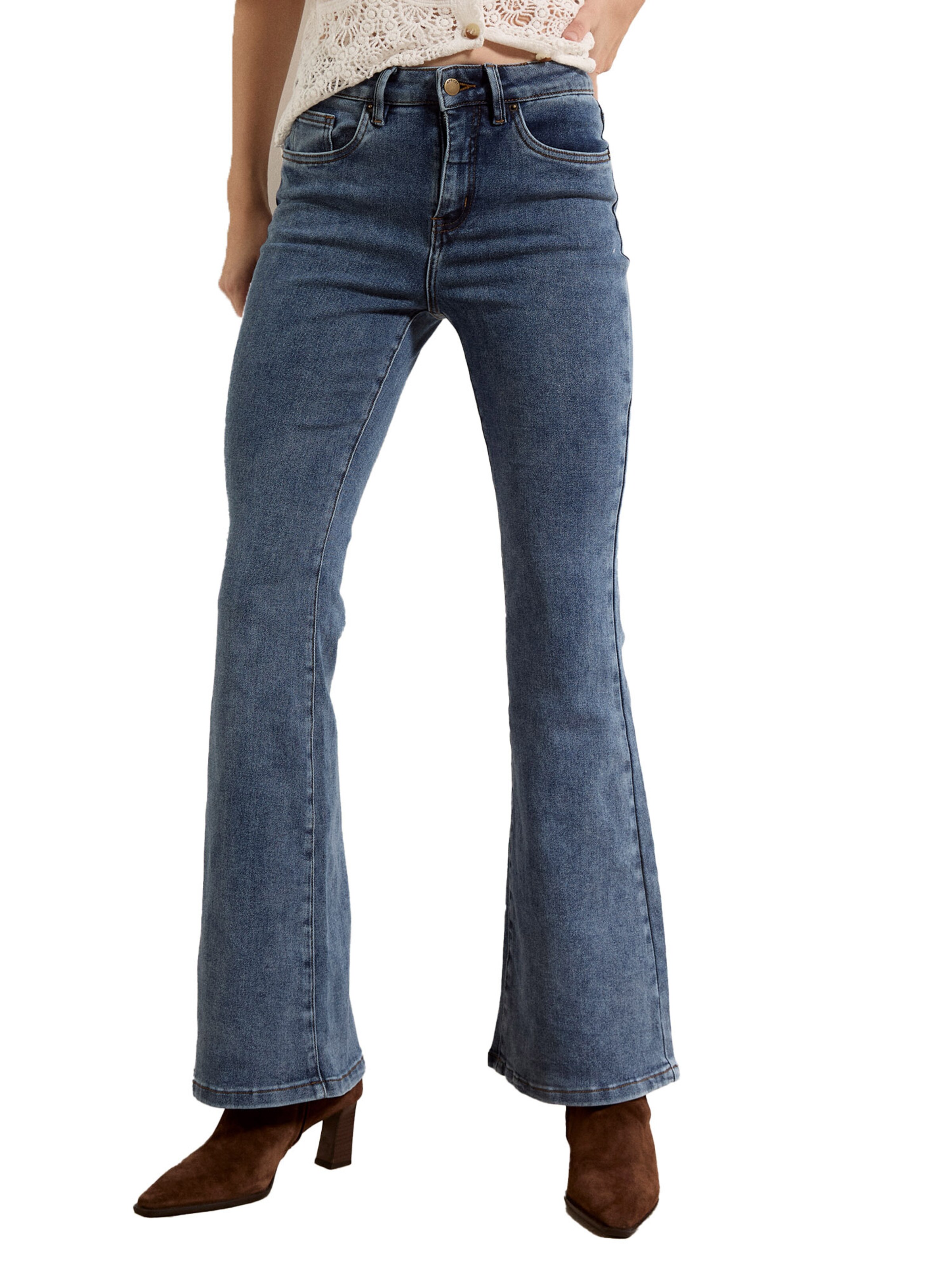 évasé Jean Apricot en bleu