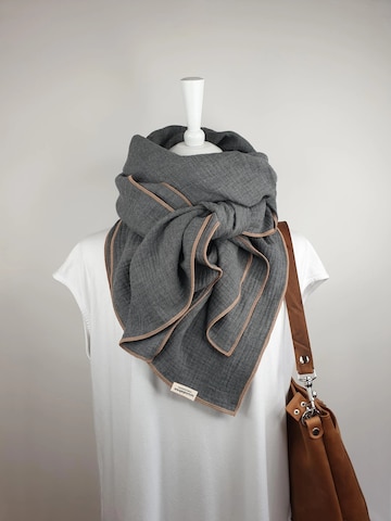 wundabaa Scarf 'Musselin' in Grey