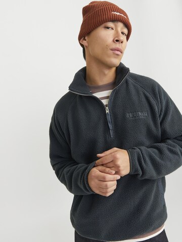JACK & JONES Sweatshirt in Groen
