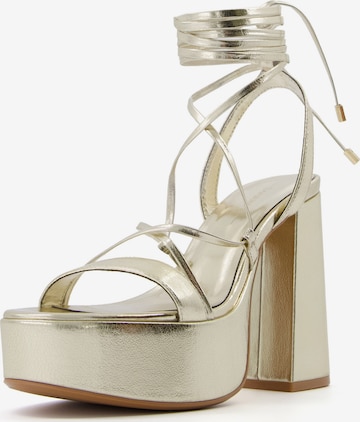 Bershka Strap Sandals in Gold: front