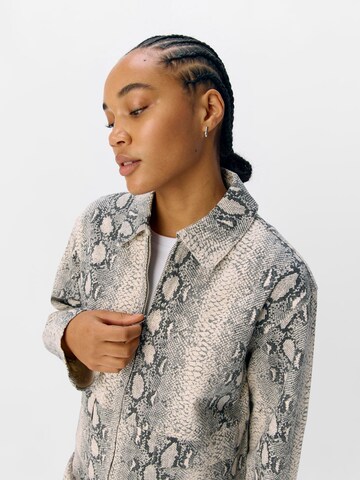 Veste mi-saison 'OBJWesti' OBJECT en blanc