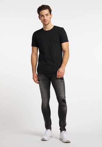 TUFFSKULL Skinny Jeans in Black