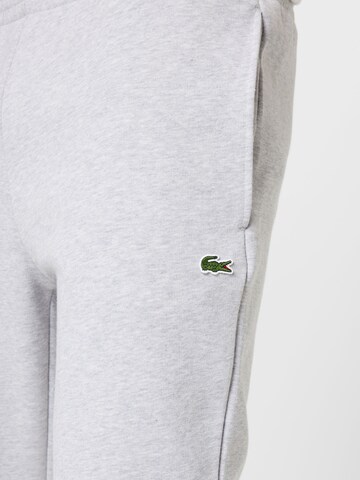 LACOSTE Zwężany krój Spodnie w kolorze szary