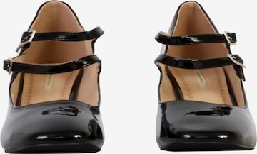 Décolleté 'Pumps mit Riemchen und Absatz' di Corina in nero