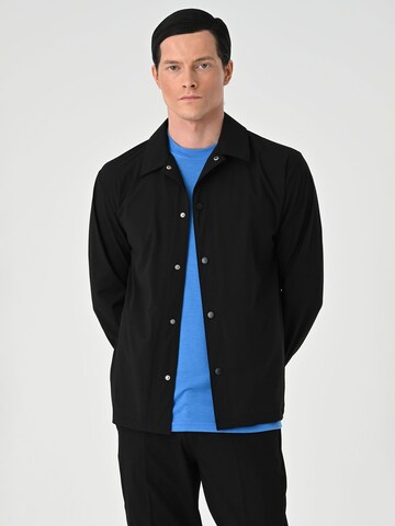 Antioch Between-season jacket in Black