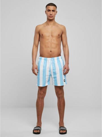 Urban Classics Badeshorts i blå