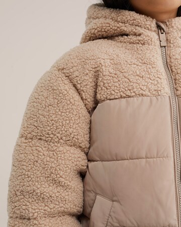 WE Fashion Talvejope, värv beež