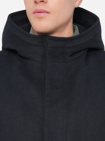 Manteau mi-saison 'NAUKANO 10' DRYKORN en bleu