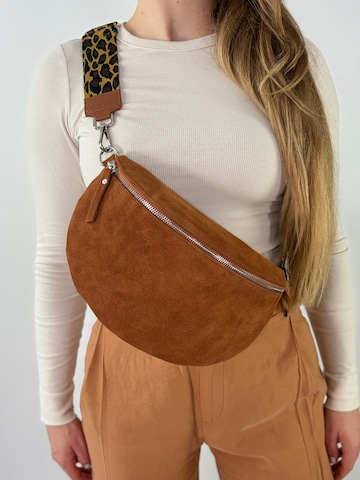 lePelou Fanny Pack 'LIVIA large' in Brown
