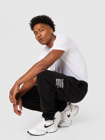 Tommy Jeans Regular Pants in Black