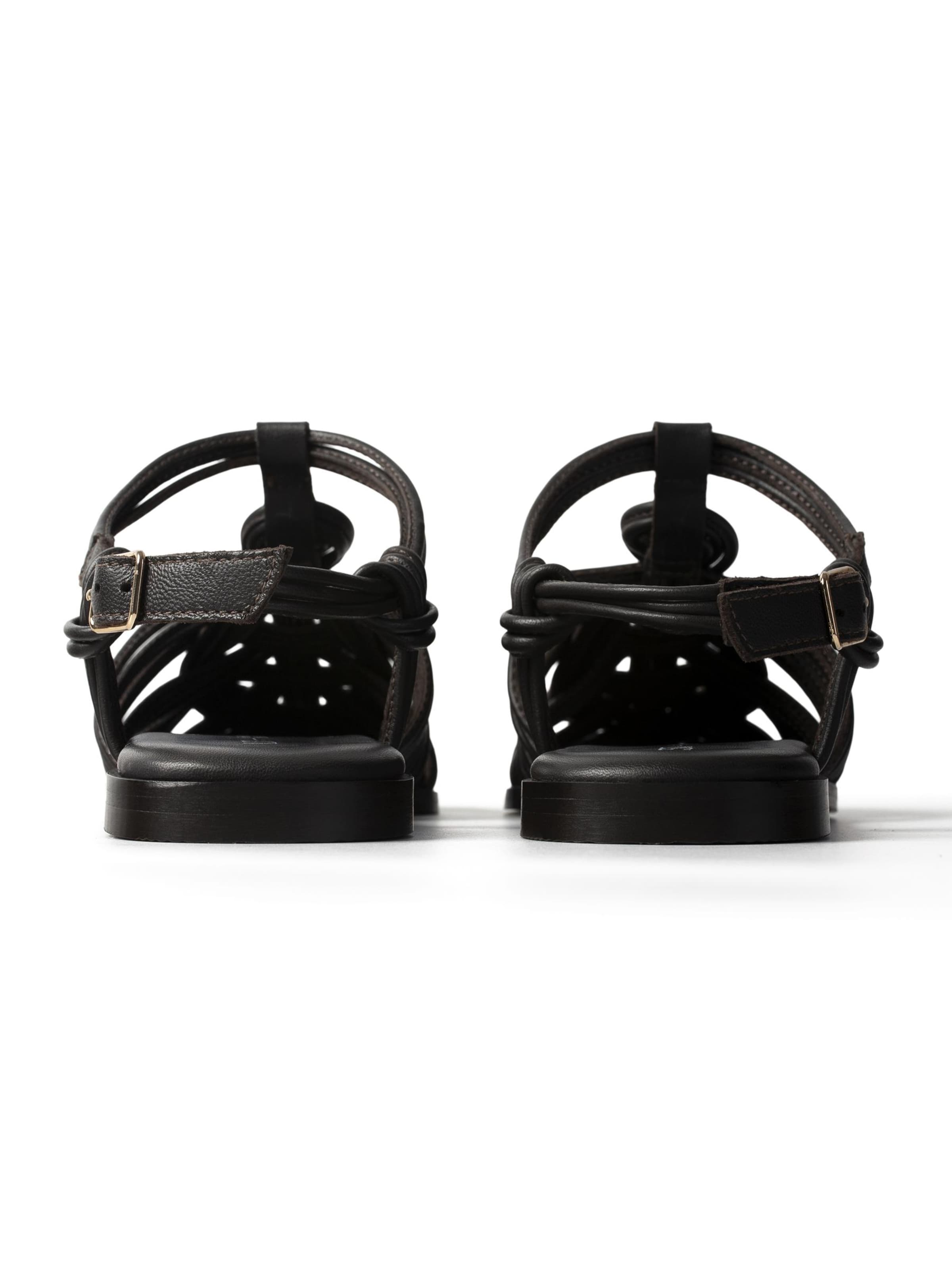 Sandales à lanières 'LOVE LIKE EARLY JUNE' L37 HANDMADE SHOES en noir