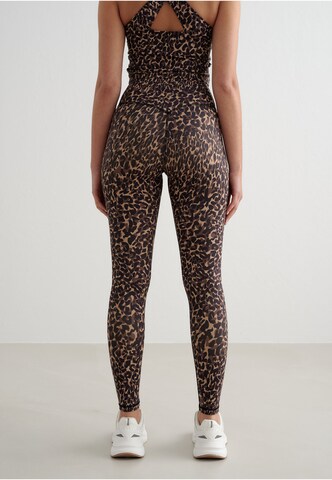 Skinny Pantalon de sport 'Cheetah' Aim'n en marron
