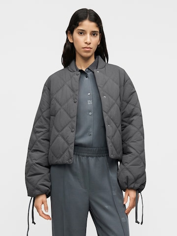 HUGO Φθινοπωρινό και ανοιξιάτικο μπουφάν 'Fasteppa-1' σε γκρι: μπροστά