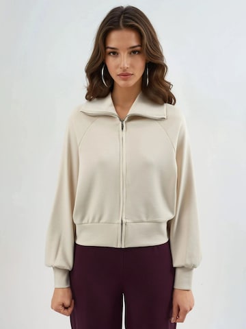 Giacca di felpa di Busem in beige: frontale