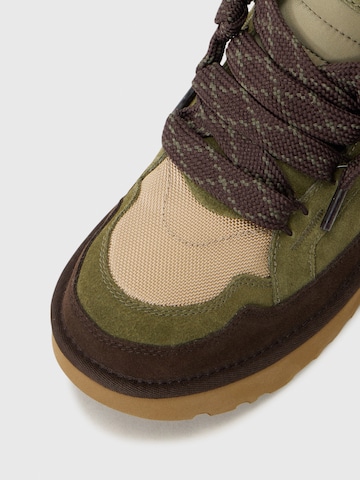 UGG Ботинки на шнуровке 'Lowmel' в Зеленый
