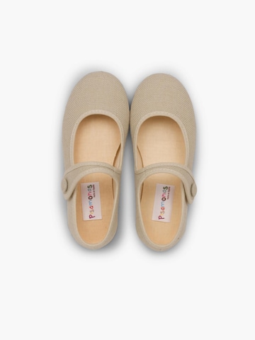 Pisamonas - Bailarina en beige