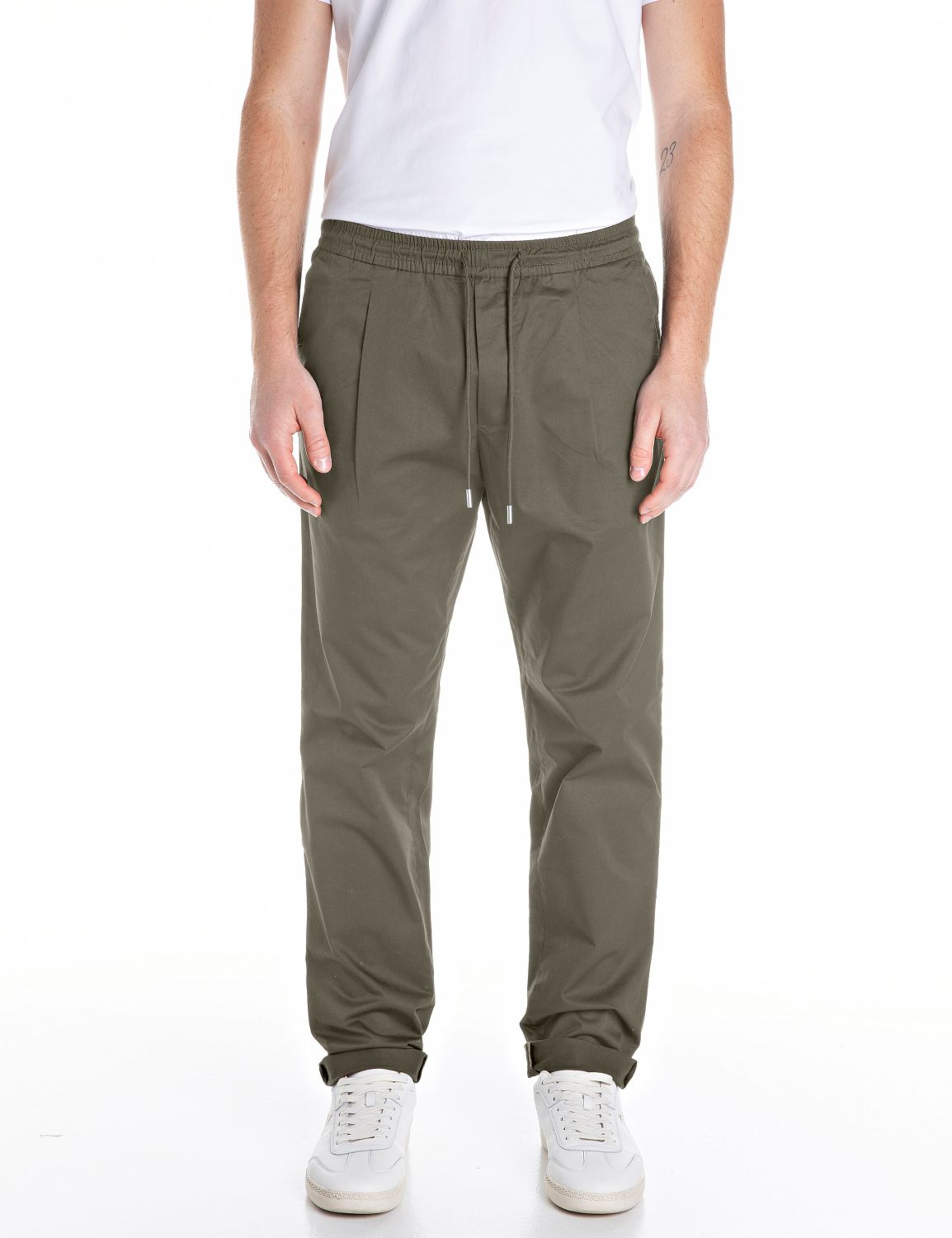 REPLAY Loose fit Pleat-Front Pants in Green: front