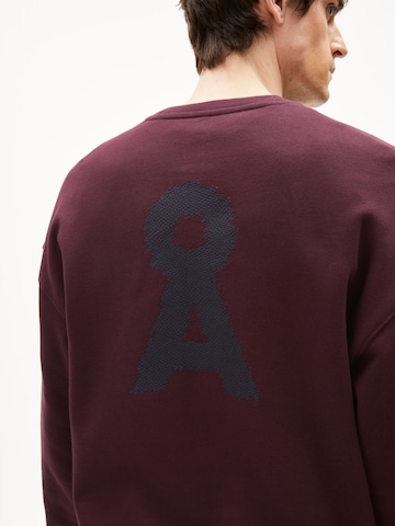 Sweat-shirt ARMEDANGELS en rouge