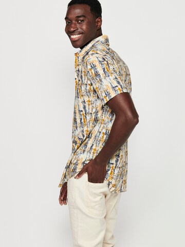 KOROSHI Slim fit Button Up Shirt in Yellow