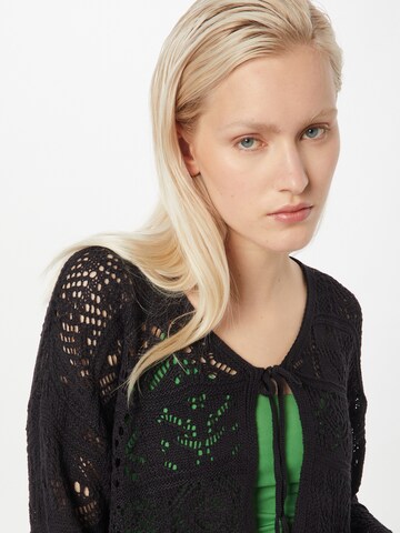 Hailys Strickjacke 'Nisa' in Schwarz