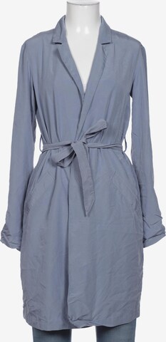 H&M Jacket & Coat in XS in Blue: front