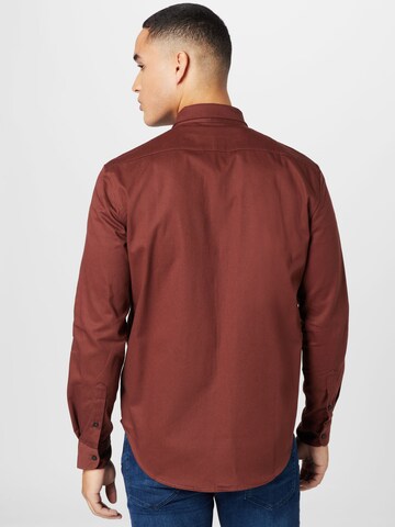 Coupe regular Chemise 'PRAN' MELAWEAR en marron