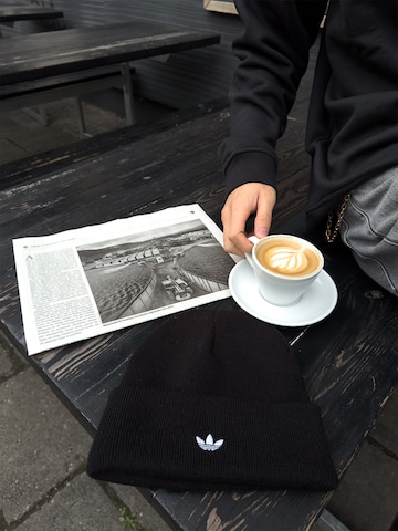 ADIDAS ORIGINALS Beanie 'Adicolor Classic' in Black