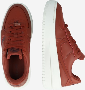 Nike Sportswear Platform trainers 'AF1 PLT.AF.ORM' in Red