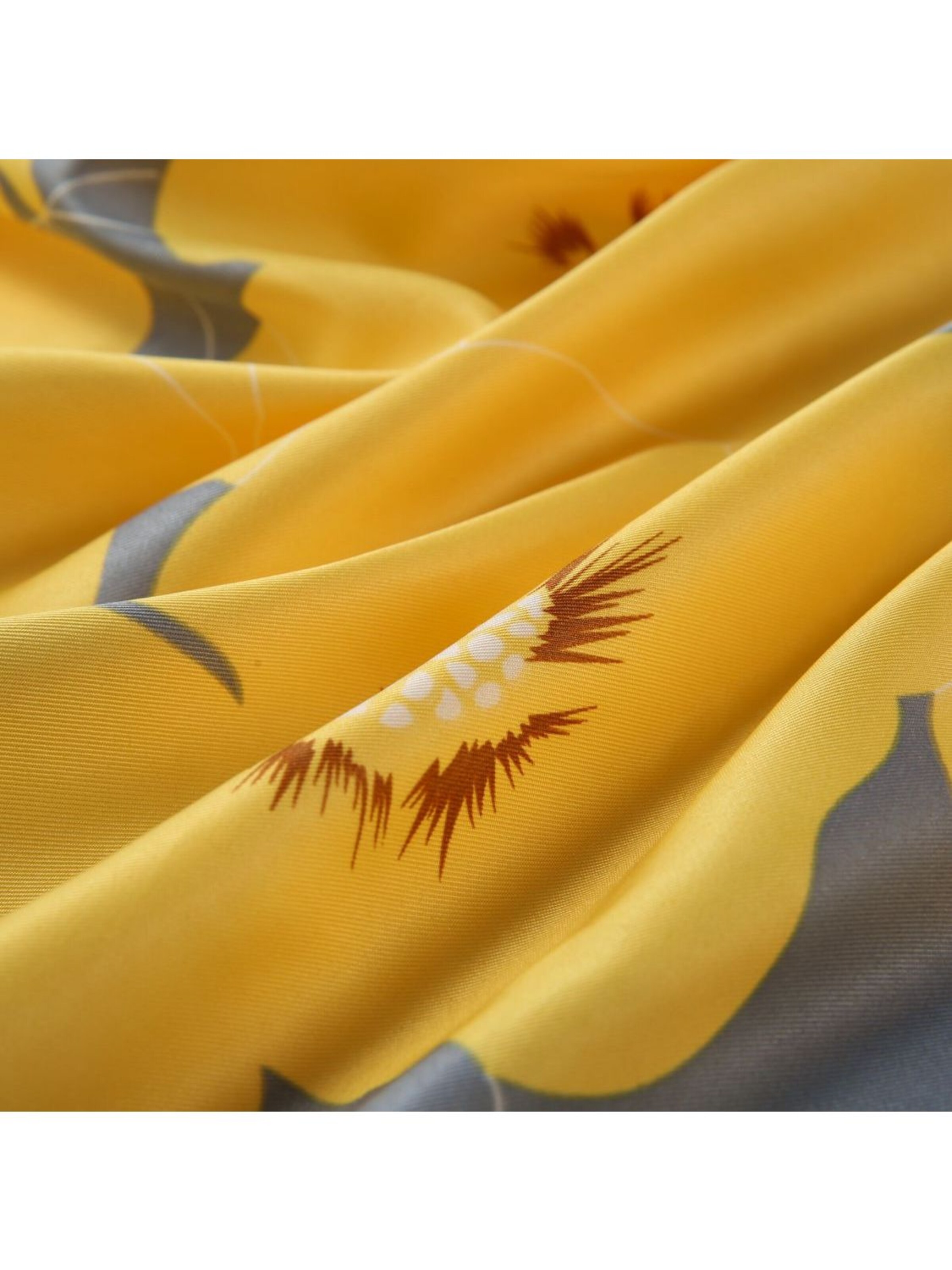 Sciarpa 'Bigpetale Zoé' di alberto cabale in giallo