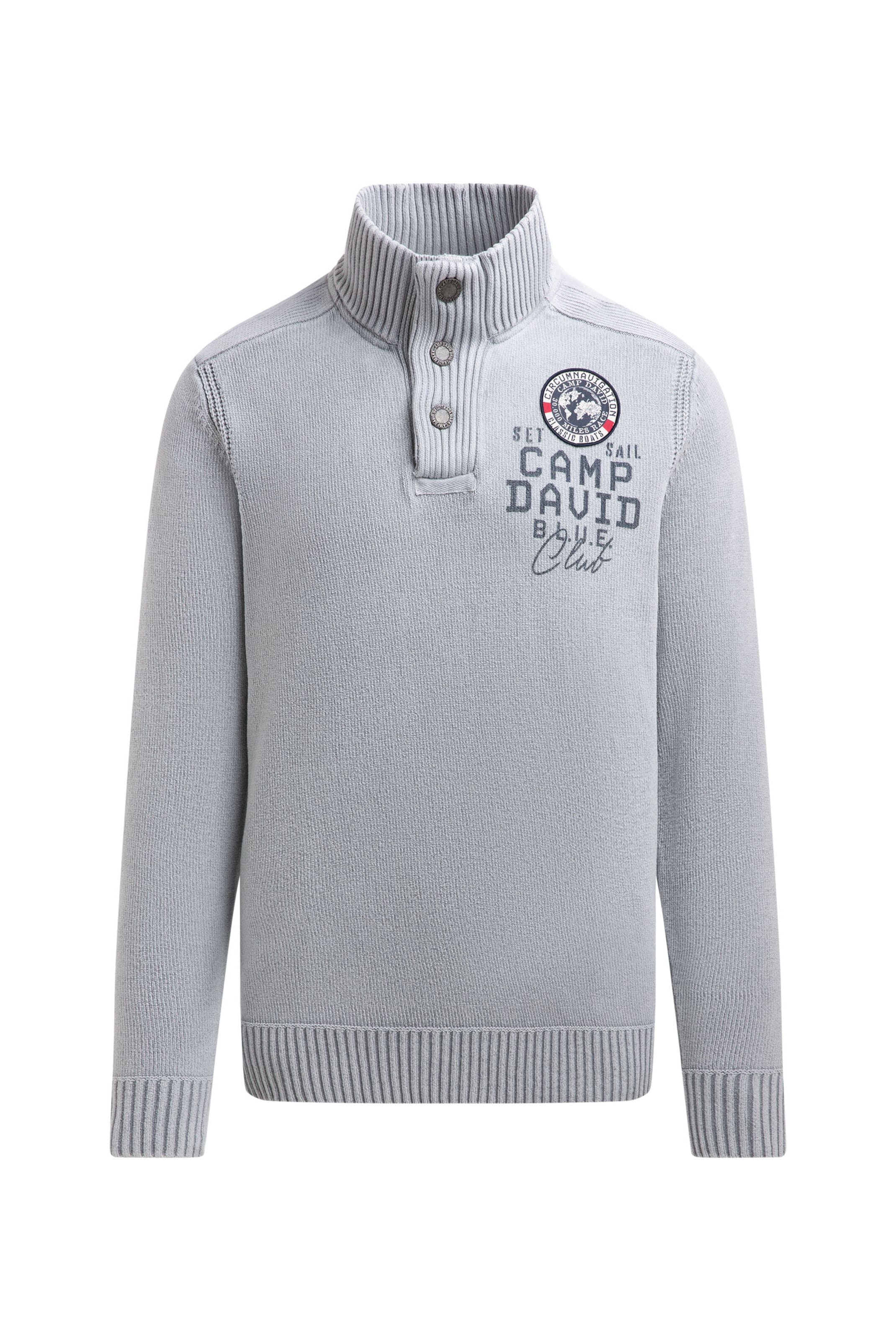 CAMP DAVID Troyer-Pullover aus Chenille mit Print und Patch in Grau: Vorderseite