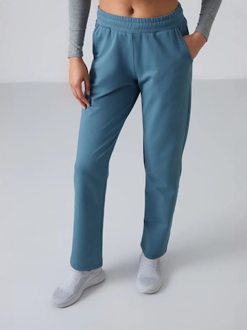 Tommy Life Regular Workout Pants in Blue