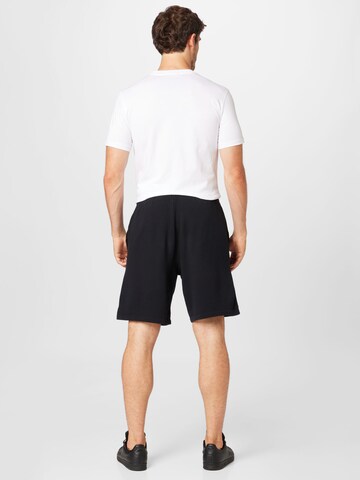 REPLAY Regular Shorts in Schwarz