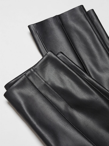 Skinny Pantaloni 'Jazzy' di MANGO in nero