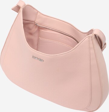 Calvin Klein Shoulder Bag in Pink