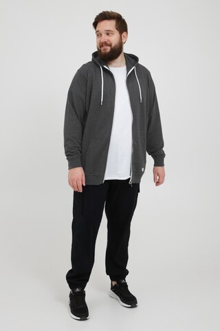 !Solid Zip-Up Hoodie in Grey