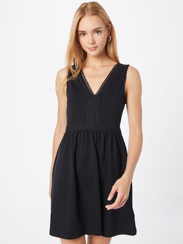 ABOUT YOU Kleit 'Cami Dress', värv must: eest vaates