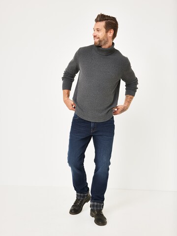 REDPOINT Regular Jeans in Blau