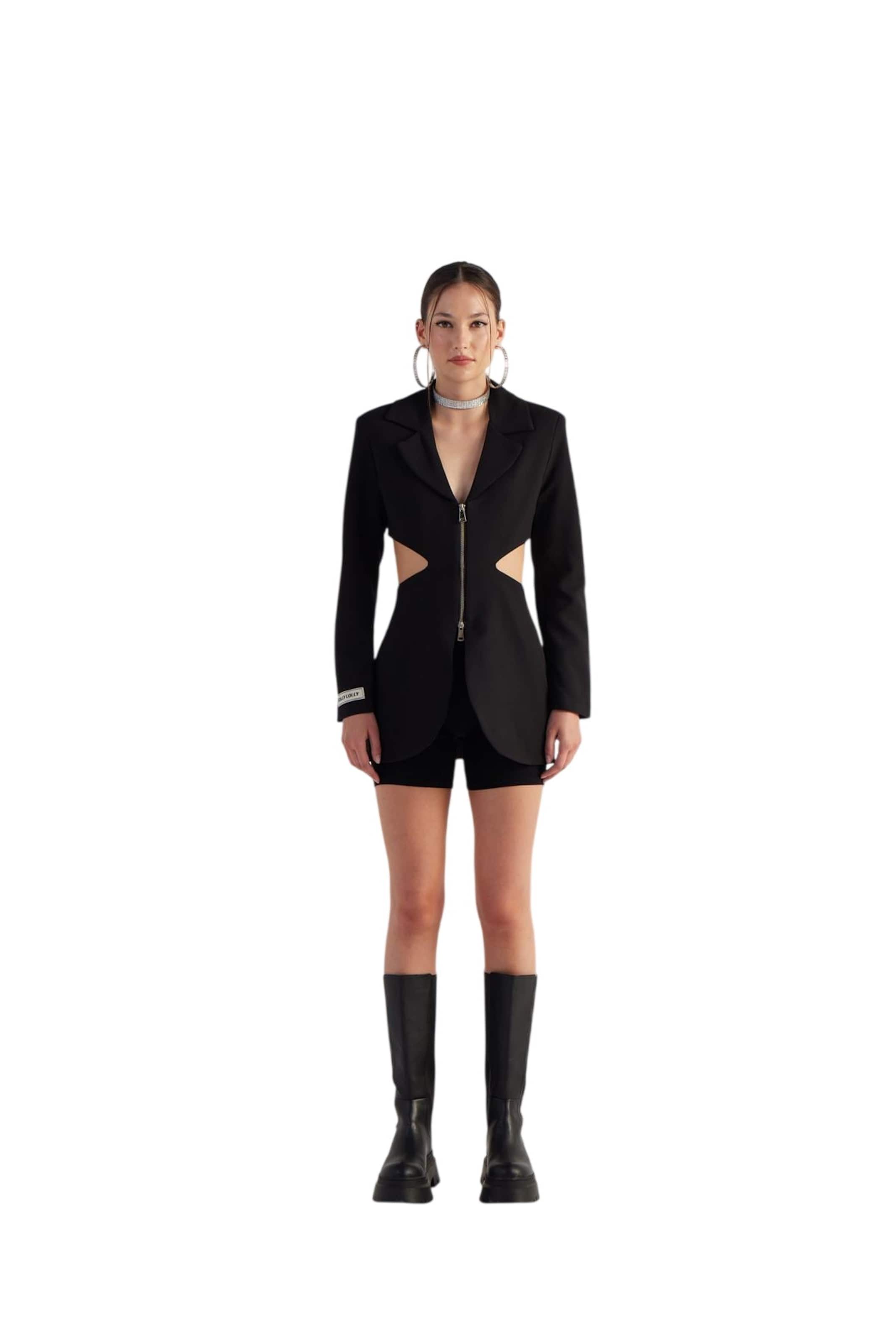 HOLLY LOLLY Blazer in Black